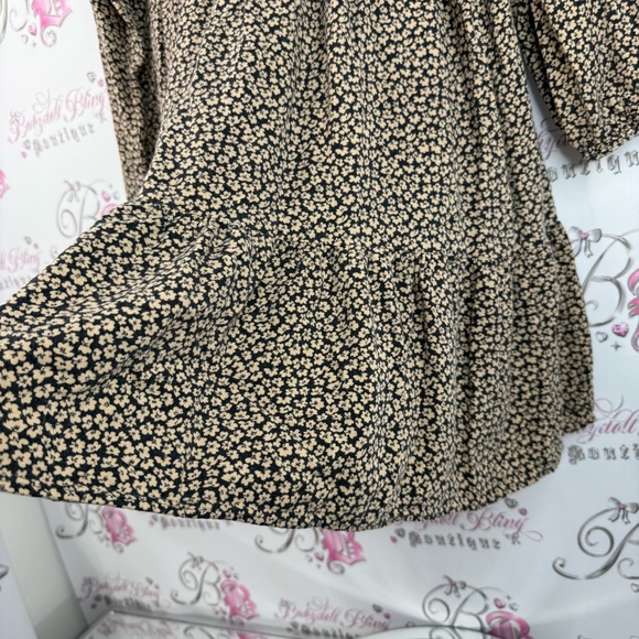 Zara dress, ruffle, tiered, flowers, balloon sleeve, Black and Cream Floral - Picture 6 of 13